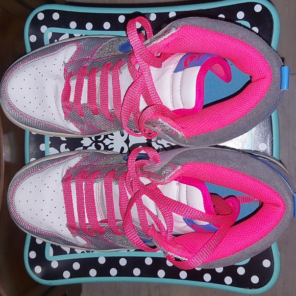 Sparkly Women's Nike Dunk 2011 - Picture 5 of 15